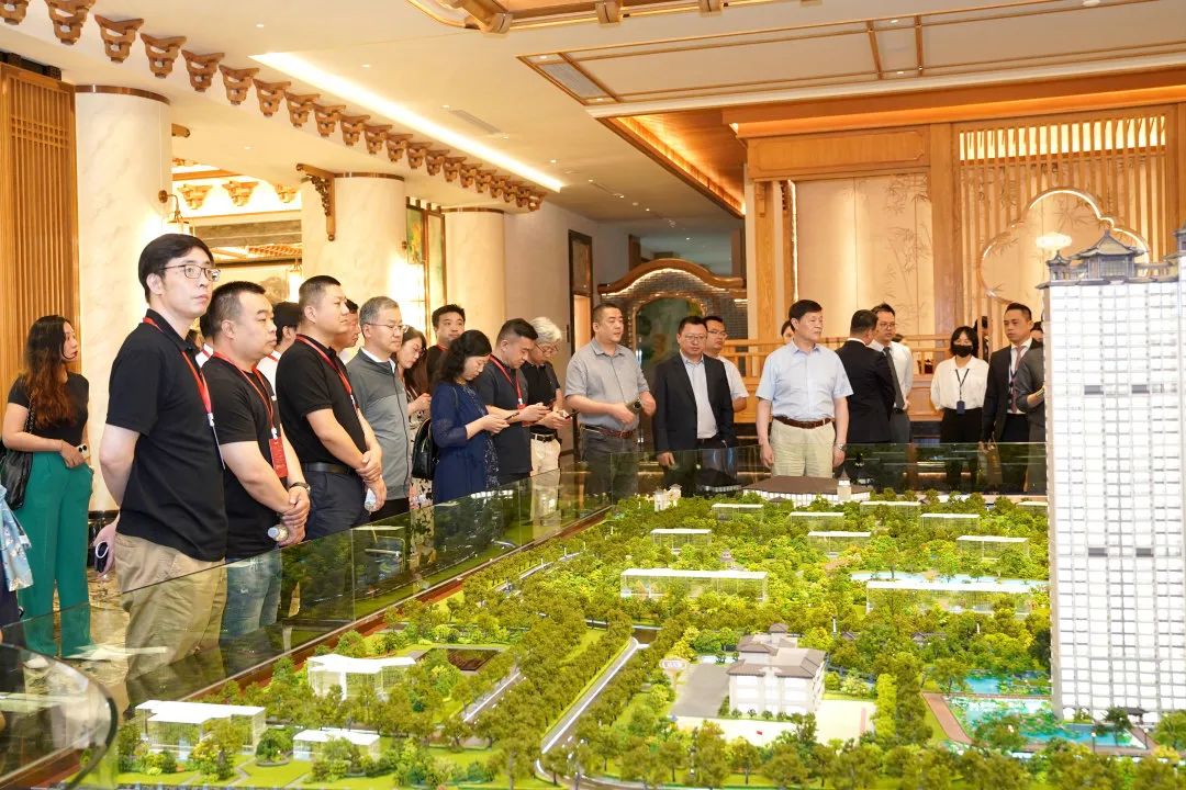 1686648607857837.jpg 1686648607857837.jpg